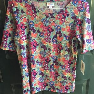 Lularoe Gigi top-size large